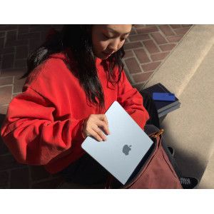 Apple MacBook Air 13" 2025 M4 16GB 256GB SSD CPU 10/GPU 8 Meia-Noite